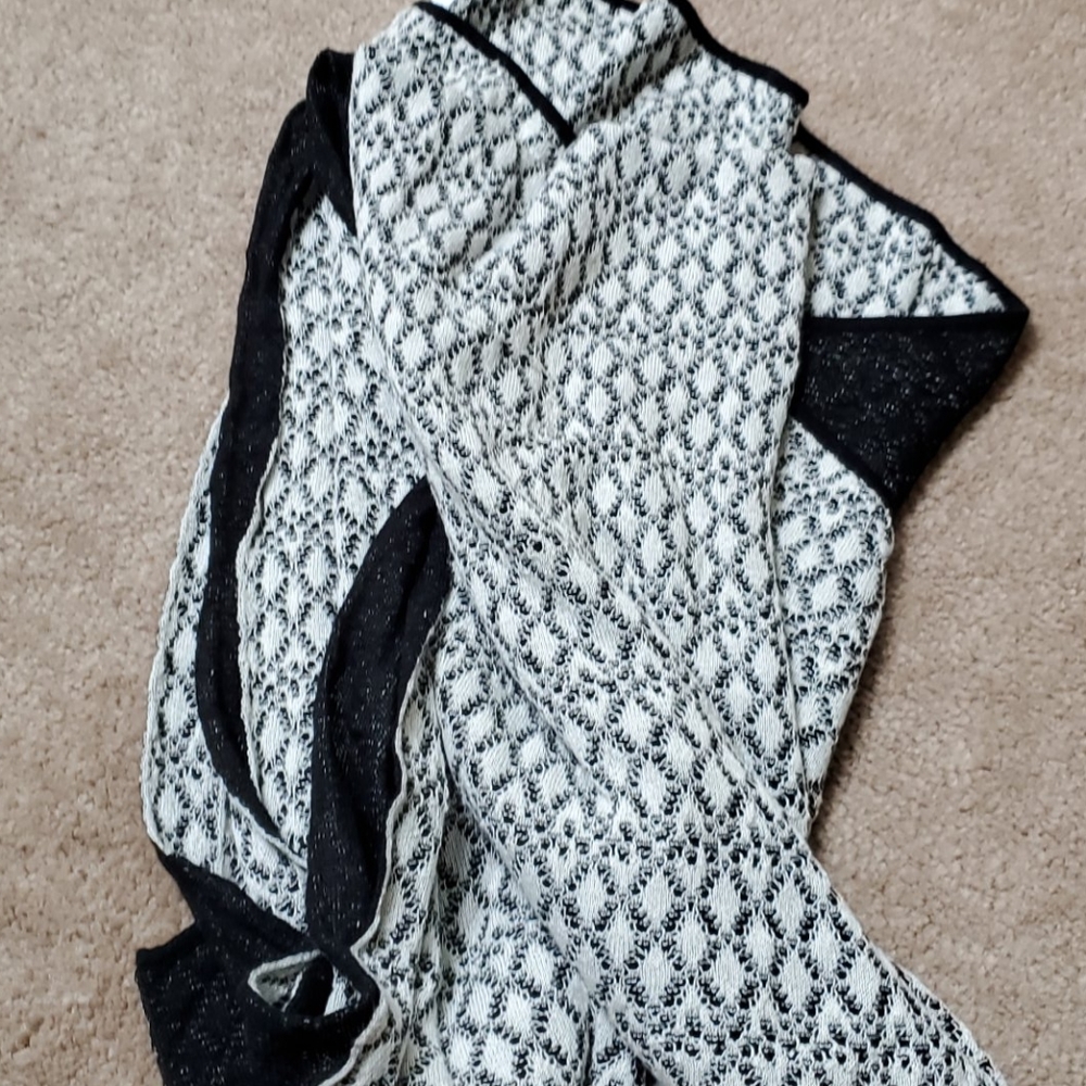 Hinge Knit/ Lacy Scarf